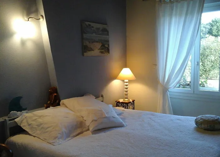 Les Roses Trémières