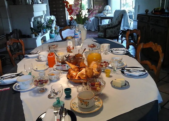 Les Roses Trémières Couette-café *